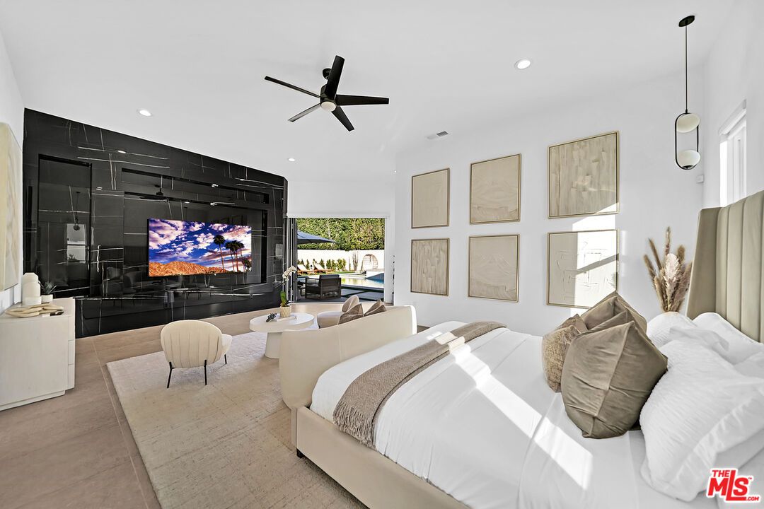 Bedroom, Fireplace, Interior, Living room, Pendant Lights, Recessed Lighting