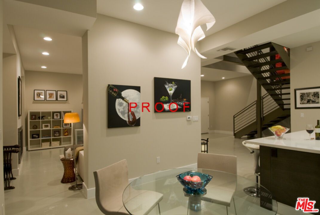 Dining room, Interior, Recessed Lighting