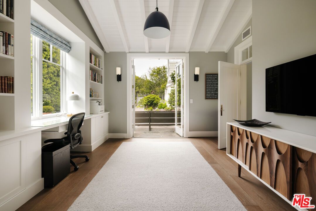 Home Office, Interior, Pendant Lights, Wood Texture Flooring