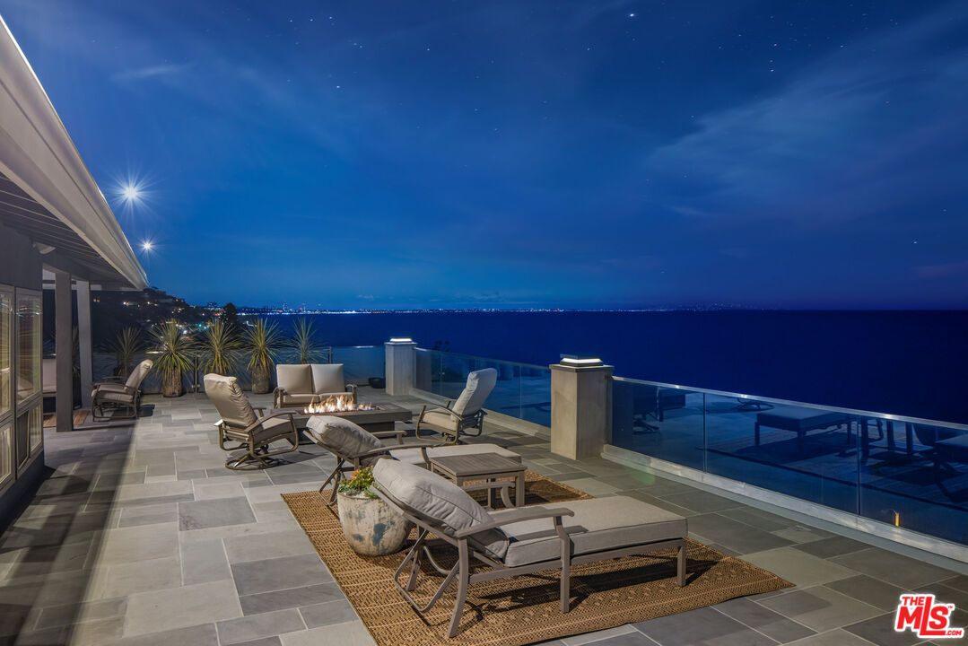 Water, Exterior, Pool, Other