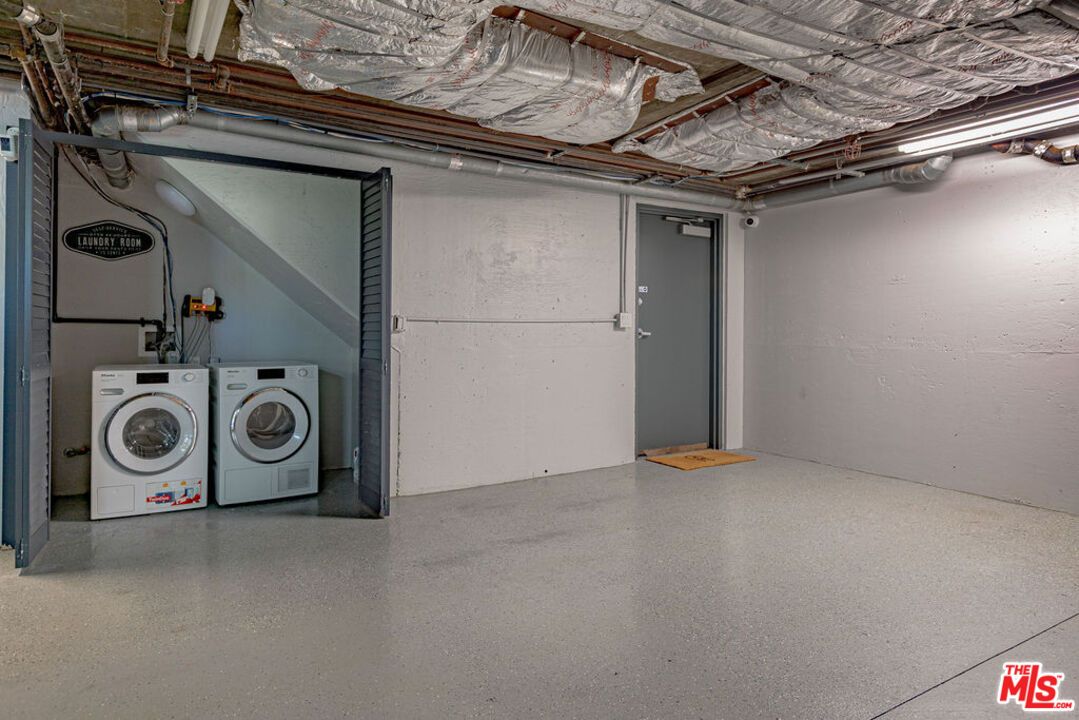 Interior, Utility Closets, Washer