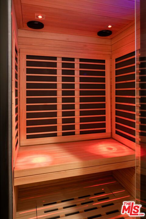 Interior, Recessed Lighting, Sauna Room
