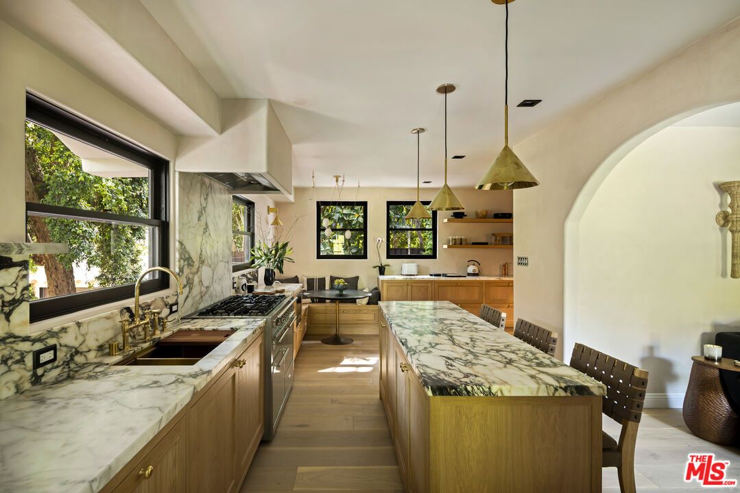 Interior, Kitchen, Pendant Lights, Wood Texture Flooring
