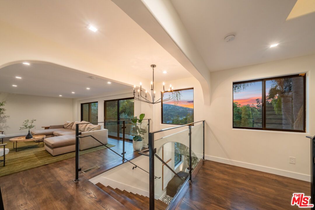 Chandelier, Interior, Living room, Recessed Lighting, Wood Texture Flooring