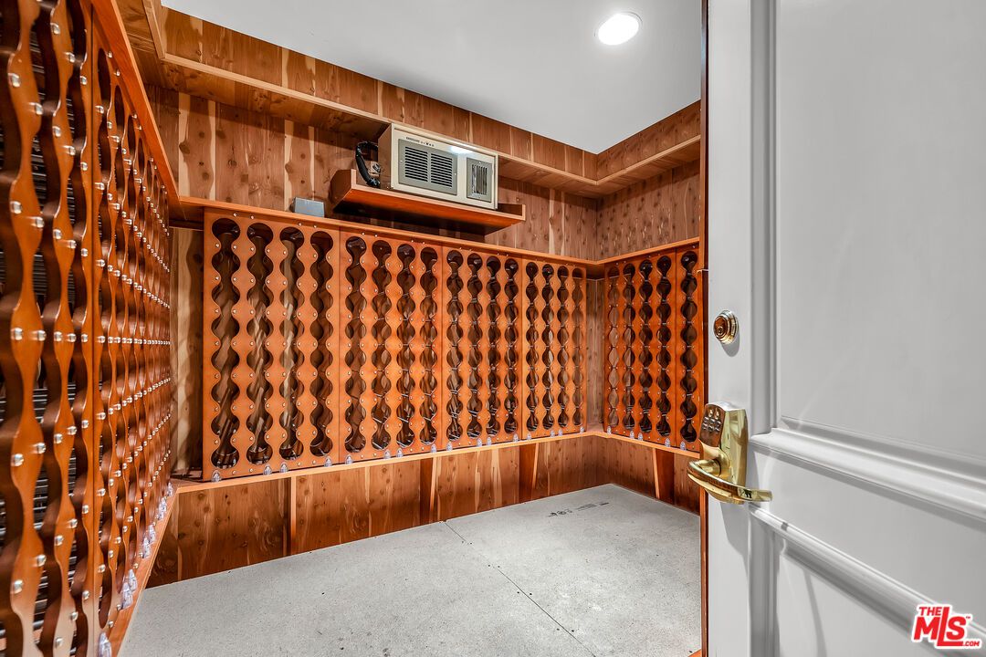 Interior, Recessed Lighting, Wine Storage
