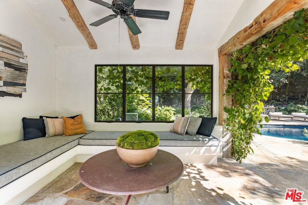 Interior, Sun Room, Wooden Beams