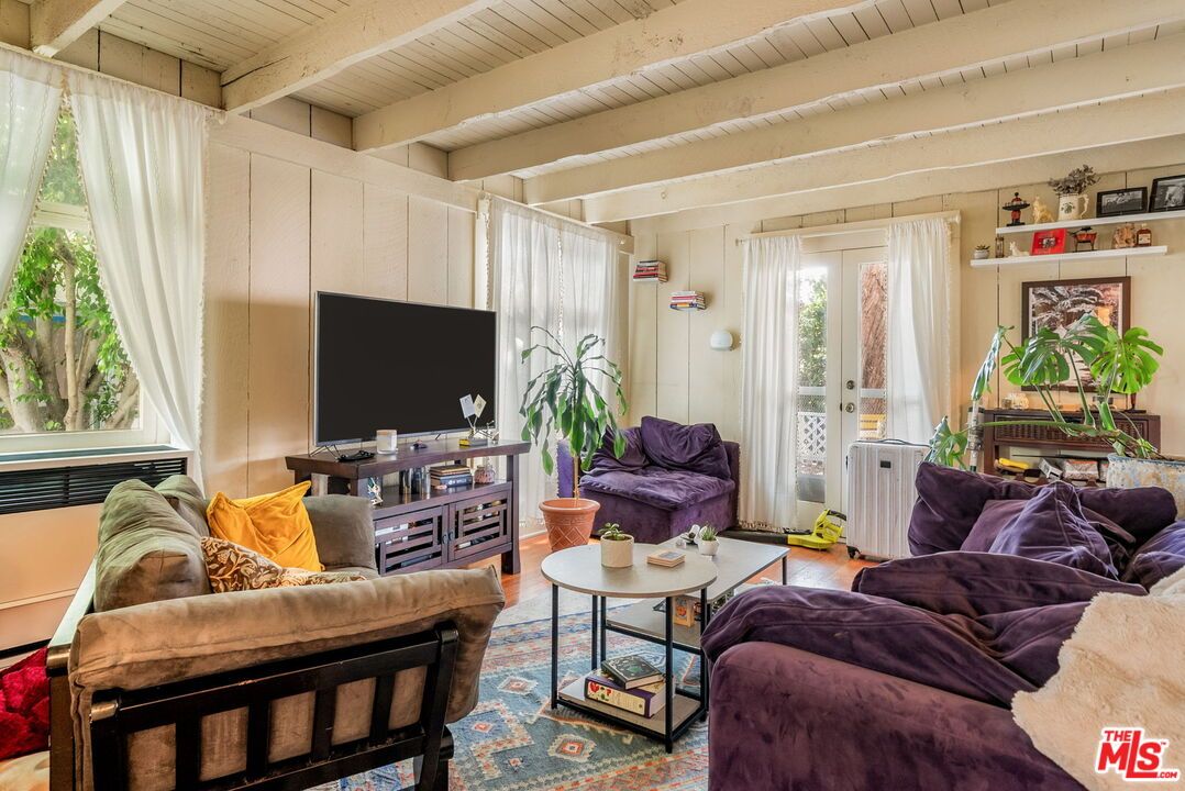 Interior, Living room, Wooden Beams, Wooden Ceilings, Wood Texture Flooring