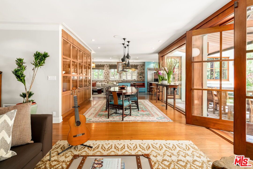 Dining room, Interior, Pendant Lights, Recessed Lighting, Wood Texture Flooring