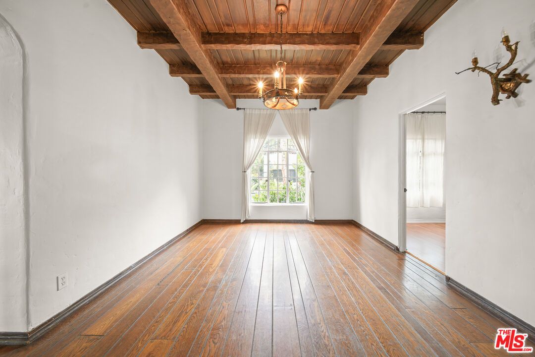 Chandelier, Empty room, Interior, Wooden Beams, Wooden Ceilings, Wood Texture Flooring