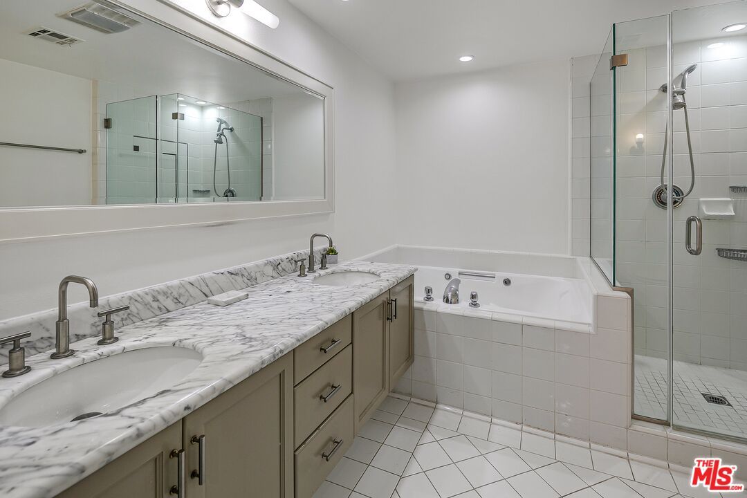 Bathroom, Dual Sink Vanities, Glass Shower, Interior, Recessed Lighting