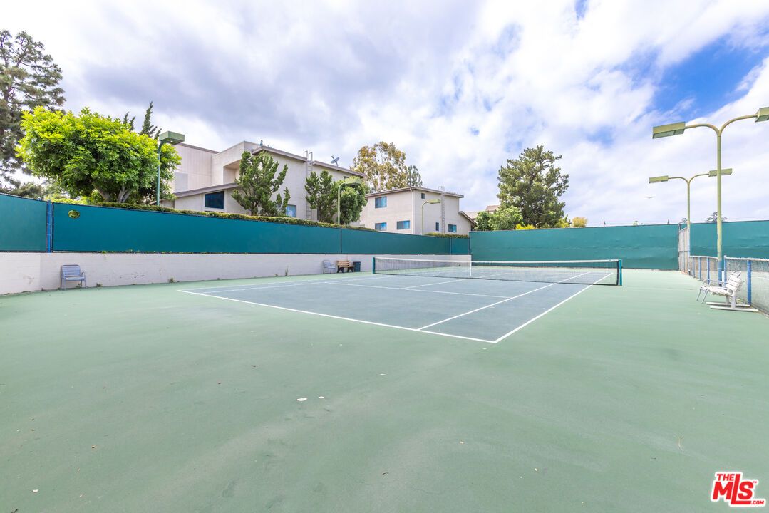 Exterior, Tennis Courts
