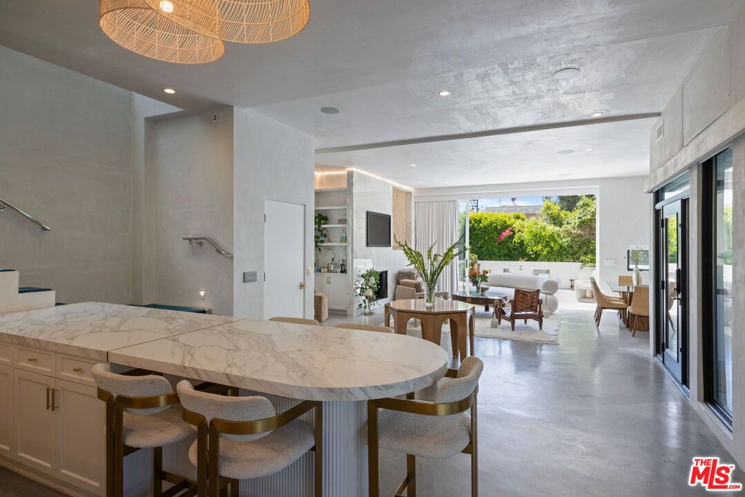 Dining room, Interior, Living room, Recessed Lighting