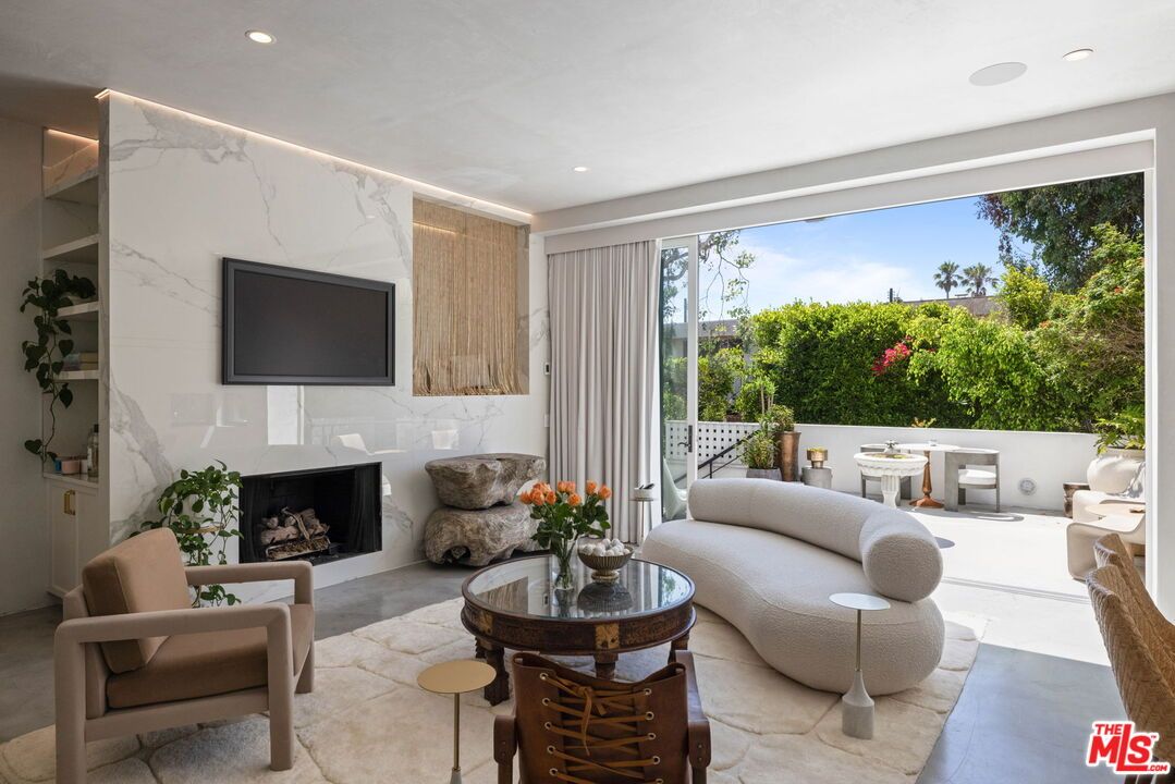 Fireplace, Interior, Living room, Marble Walls, Recessed Lighting