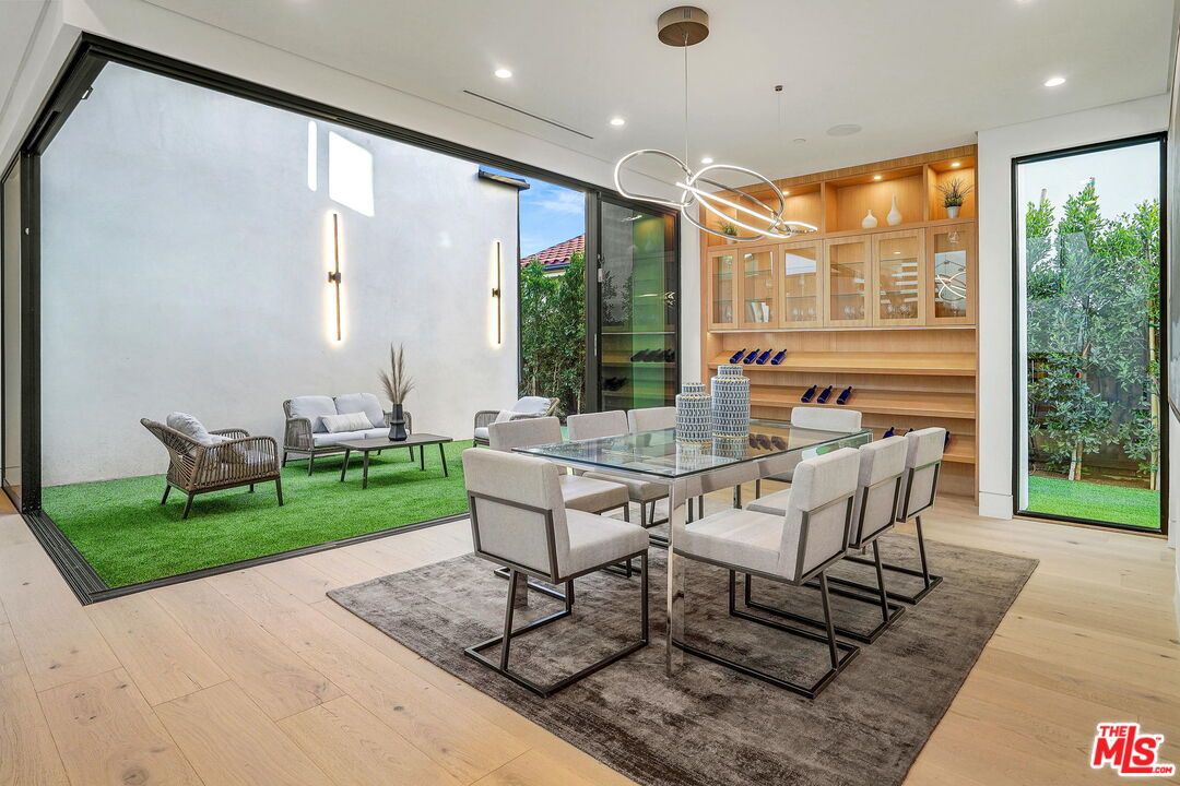 Dining room, Interior, Pendant Lights, Recessed Lighting, Wood Texture Flooring