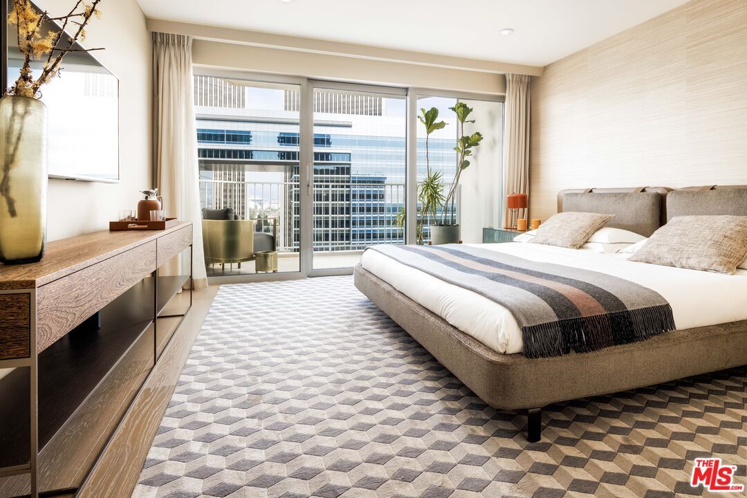 Bedroom, Interior, Recessed Lighting, Water