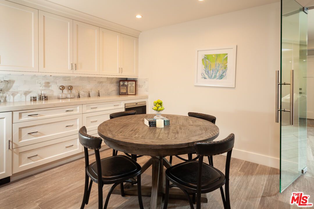 Dining room, Interior, Kitchen, Recessed Lighting, Wood Texture Flooring