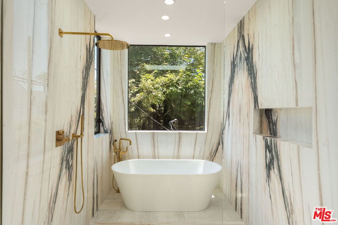 Bathroom, Free Standing Baths, Interior, Recessed Lighting
