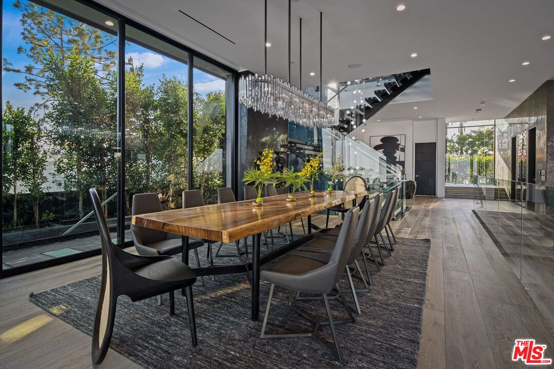 Chandelier, Dining room, Interior, Pendant Lights, Recessed Lighting, Wood Texture Flooring