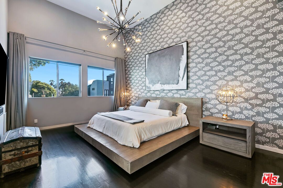 Bedroom, Interior, Pendant Lights, Wood Texture Flooring