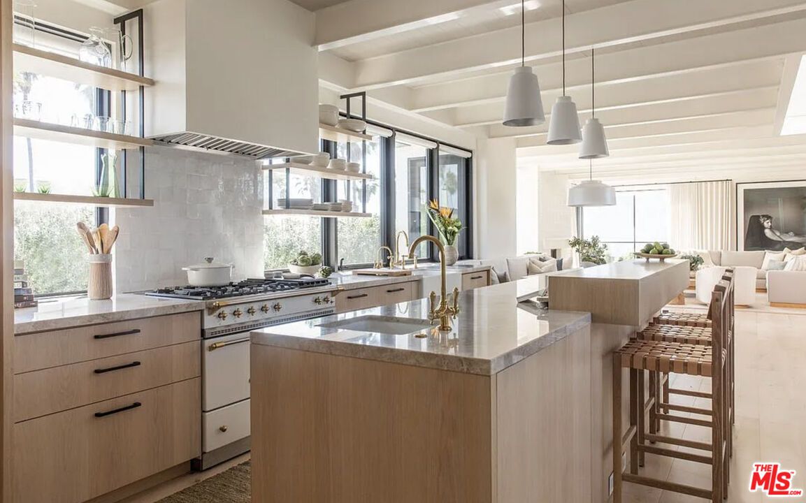 Interior, Kitchen, Living room, Pendant Lights, Stainless Steel Appliances