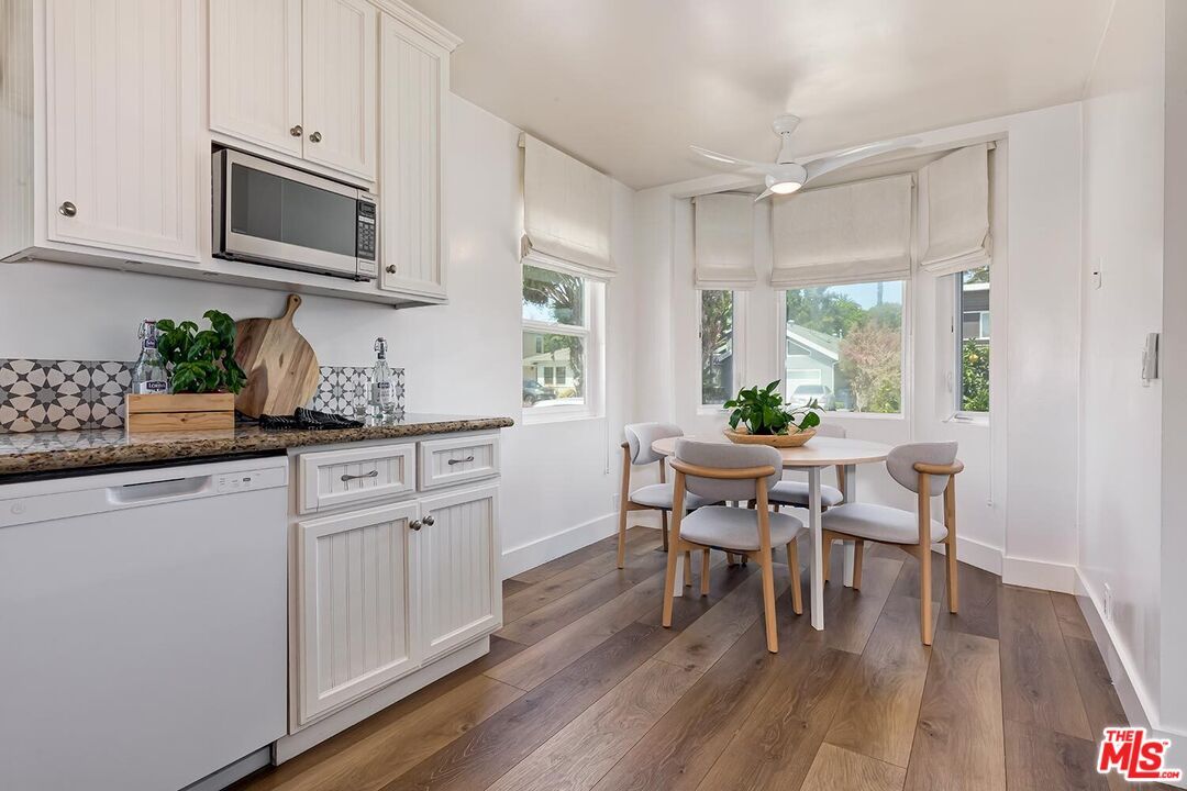 Dining room, Interior, Kitchen, Wood Texture Flooring