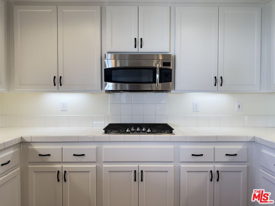 Interior, Kitchen, Tile Countertops