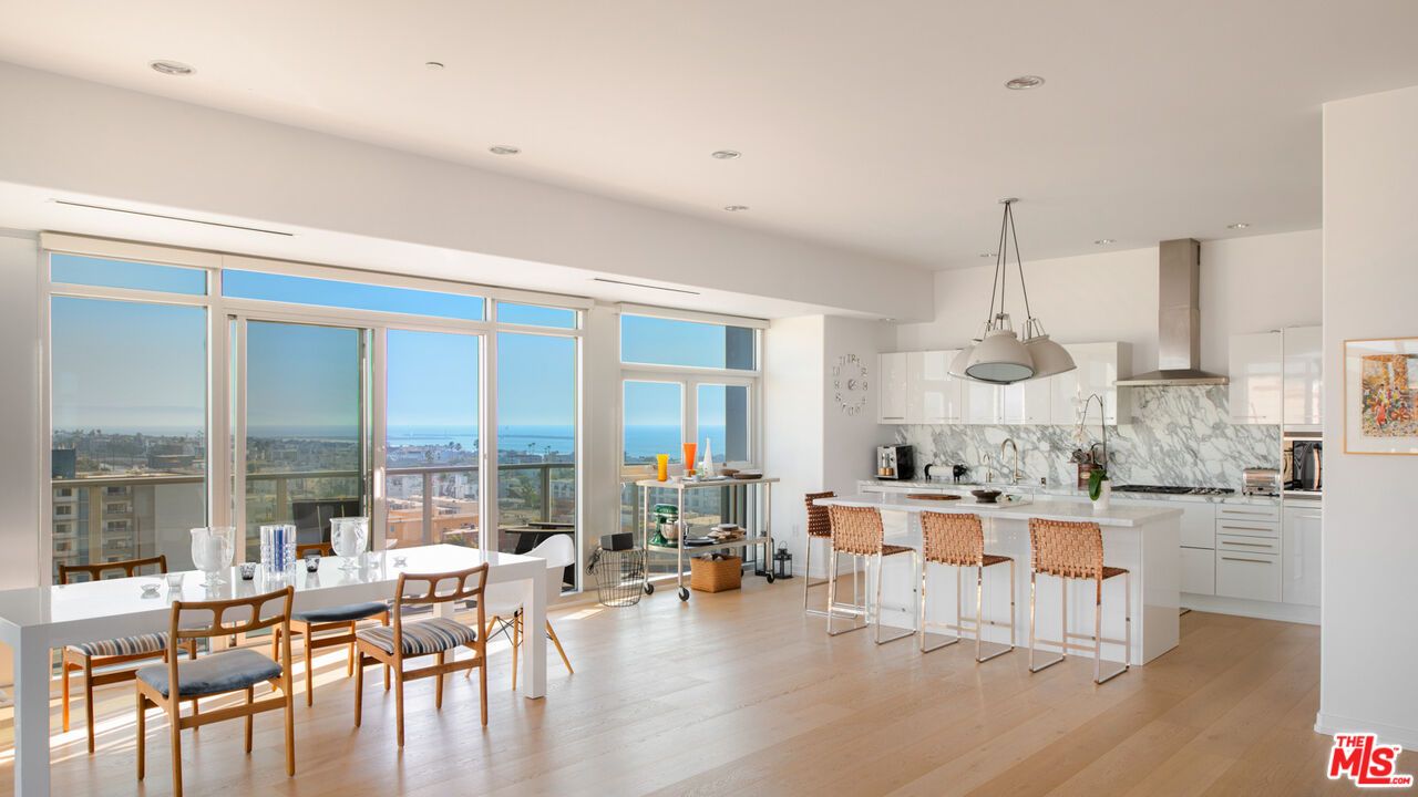 Dining room, Interior, Kitchen, Marble Walls, Pendant Lights, Recessed Lighting, Water, Wood Texture Flooring
