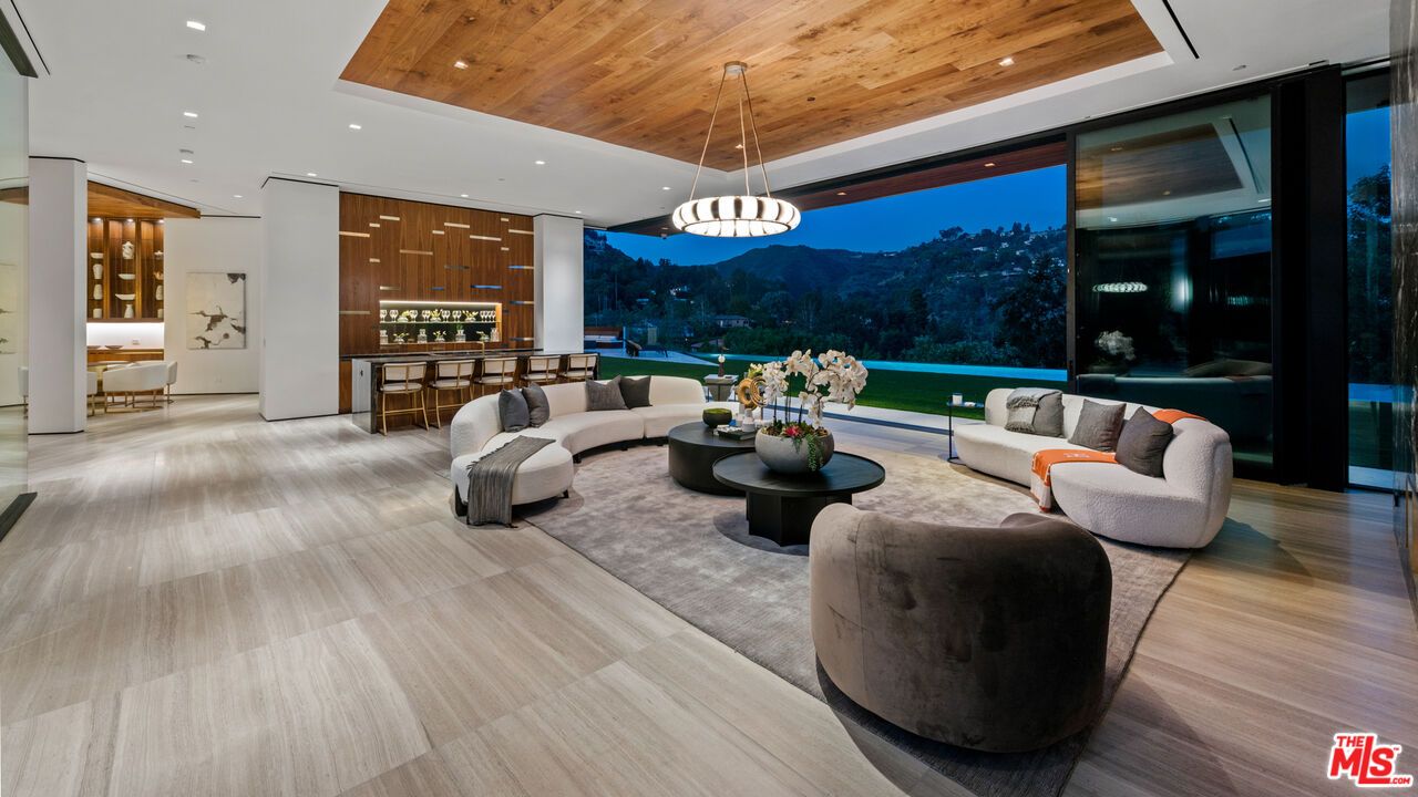 Interior, Living room, Pendant Lights, Recessed Lighting, Wooden Ceilings, Wood Texture Flooring