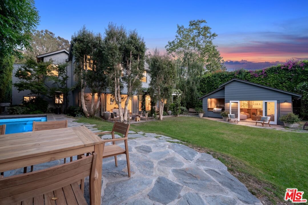 Backyard, Exterior, Pool
