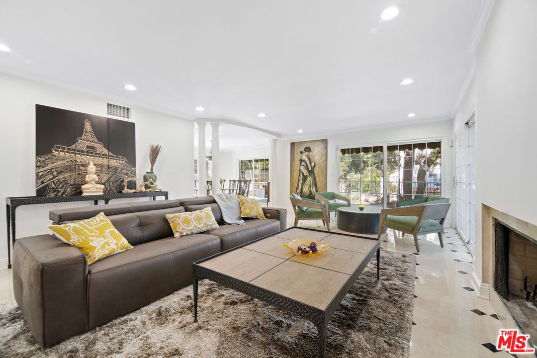 Fireplace, Interior, Living room, Recessed Lighting