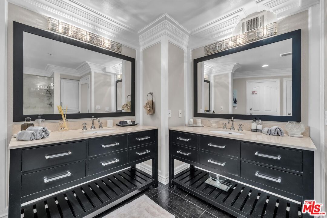 Bathroom, Dual Sink Vanities, Interior, Recessed Lighting, Wood Texture Flooring