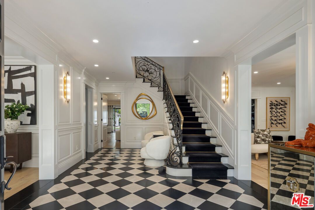 Interior, Recessed Lighting
