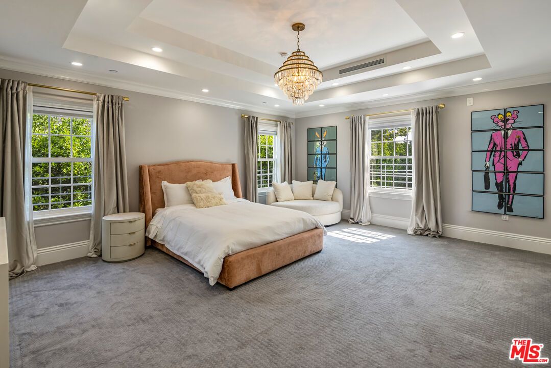 Bedroom, Chandelier, Interior, Recessed Lighting
