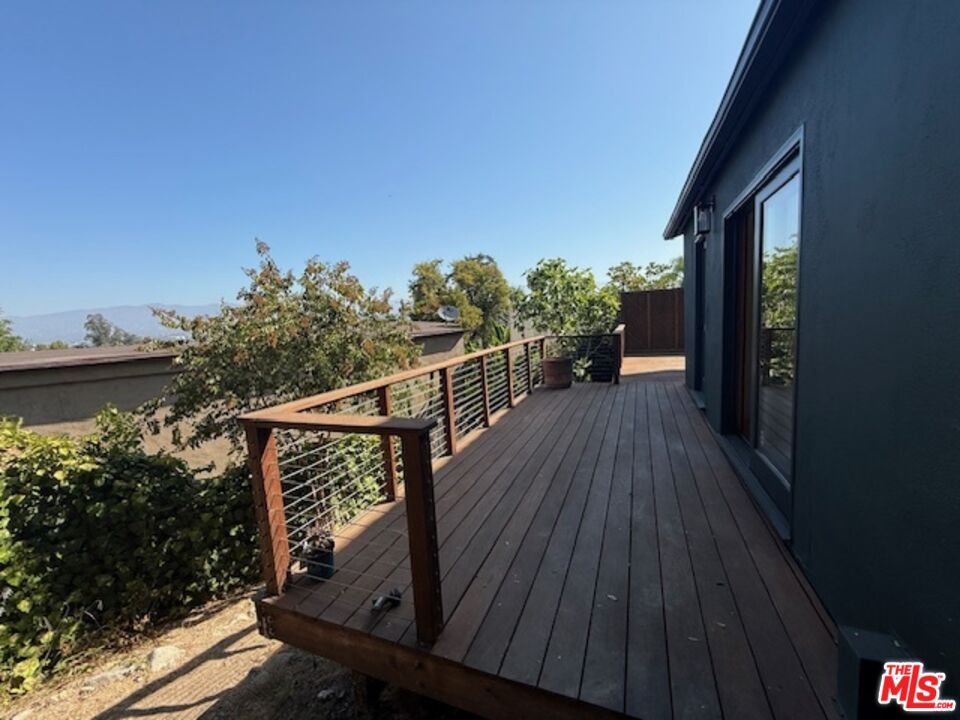 Exterior, Wood Texture Flooring