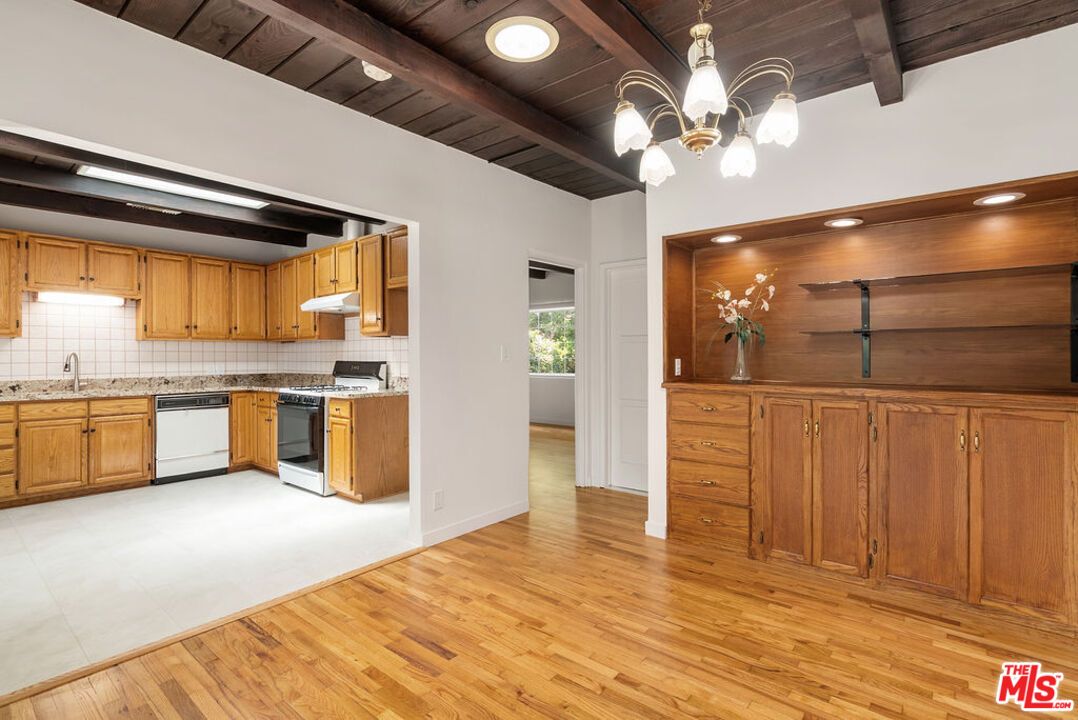Chandelier, Interior, Kitchen, Recessed Lighting, Wooden Beams, Wooden Ceilings, Wood Texture Flooring