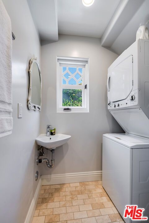 Interior, Recessed Lighting, Washer