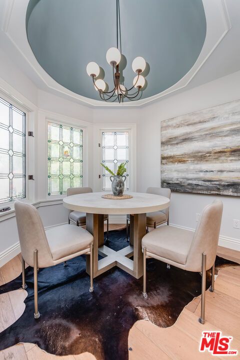 Chandelier, Dining room, Interior, Wood Texture Flooring