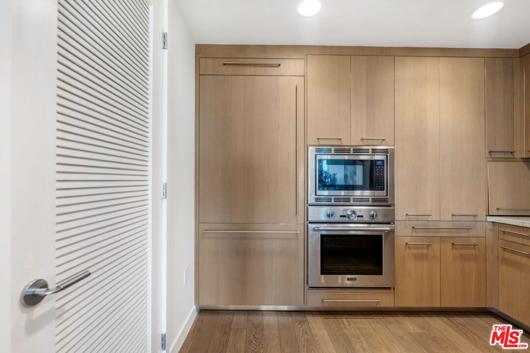 Interior, Recessed Lighting, Stainless Steel Appliances, Wood Texture Flooring