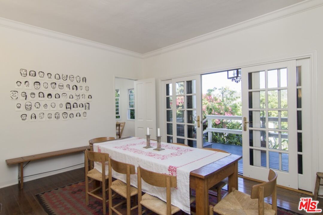 Dining room, Interior, Wood Texture Flooring