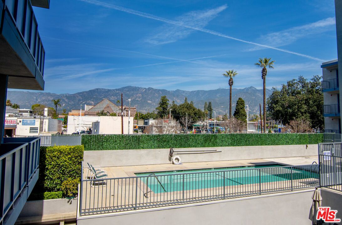 Exterior, Pool, Other