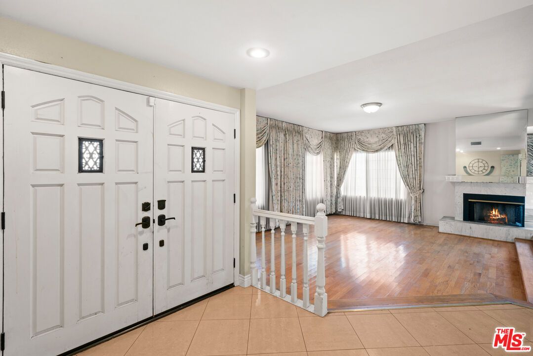 Fireplace, Interior, Recessed Lighting, Wood Texture Flooring