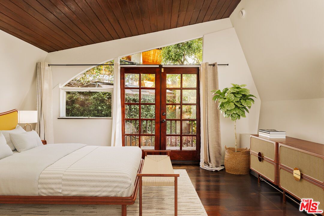 Bedroom, Interior, Wooden Ceilings, Wood Texture Flooring