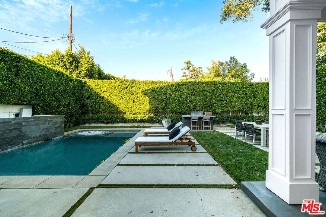 Backyard, Exterior, Pool