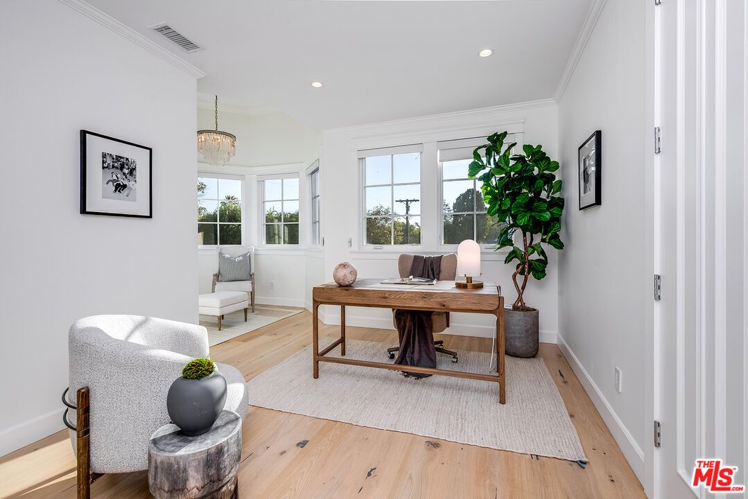Chandelier, Home Office, Interior, Recessed Lighting, Wood Texture Flooring