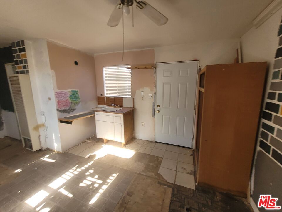Interior, Kitchen