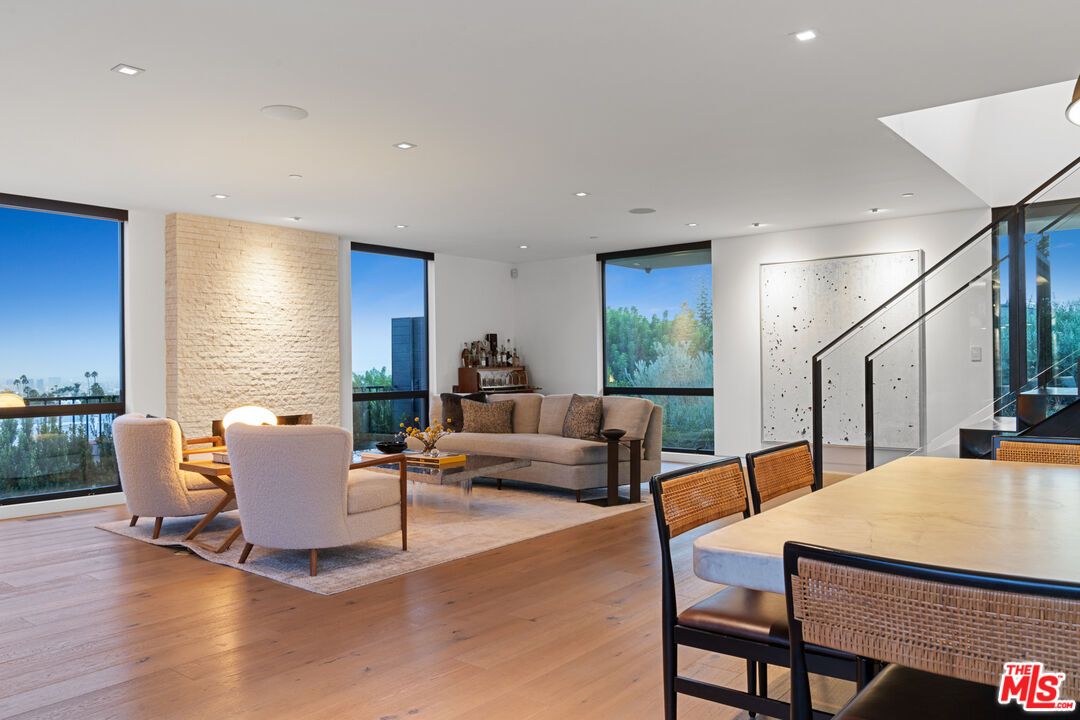 Dining room, Interior, Living room, Recessed Lighting, Wood Texture Flooring