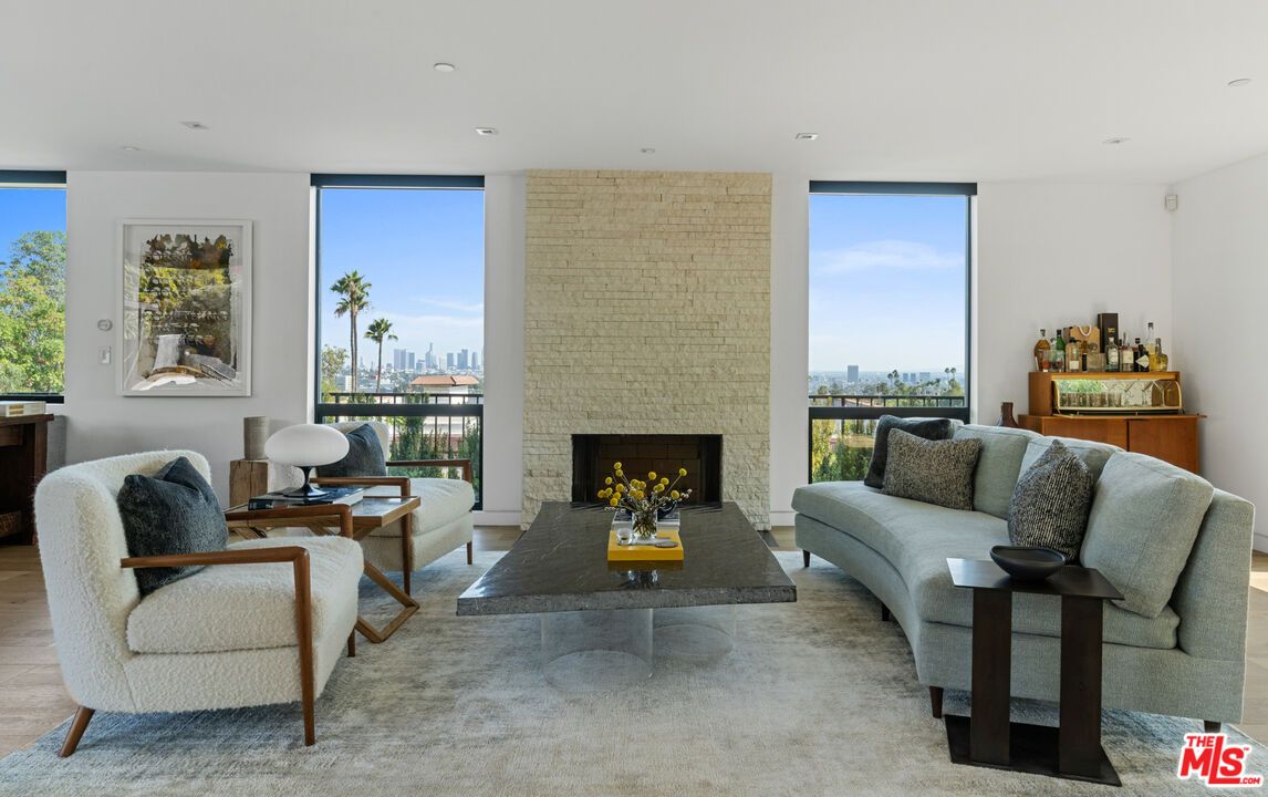 Fireplace, Interior, Living room, Recessed Lighting