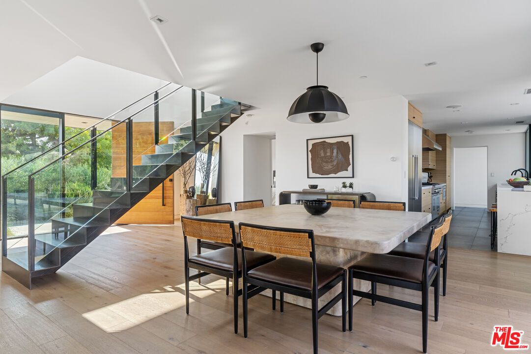 Dining room, Interior, Kitchen, Pendant Lights, Recessed Lighting, Wood Texture Flooring