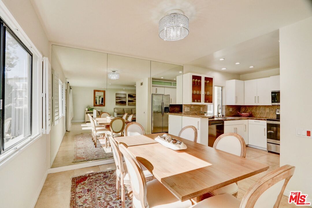 Dining room, Interior, Kitchen, Living room, Recessed Lighting