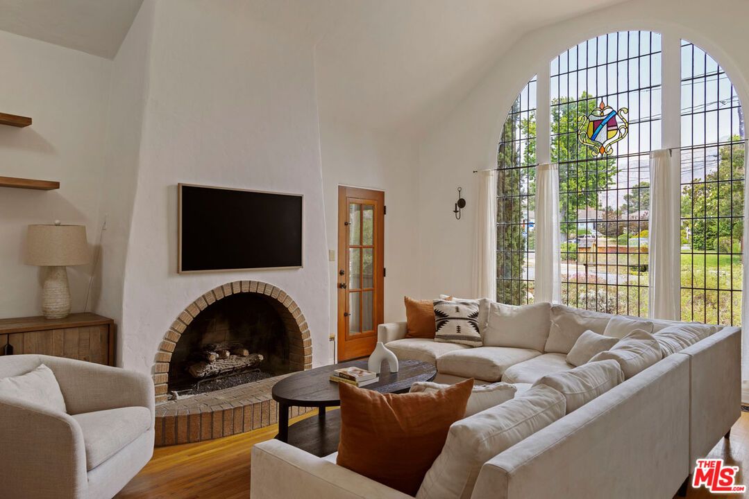 Fireplace, Interior, Living room, Wood Texture Flooring